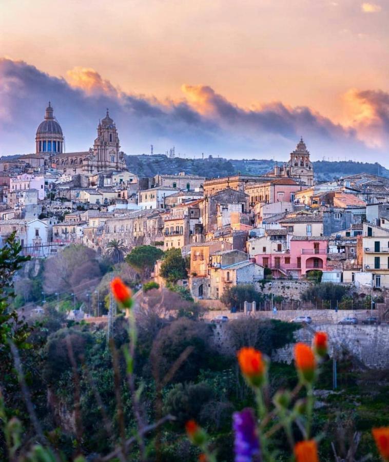 Da Cleo-Nel Cuore Del Barocco Siciliano Рагуза Экстерьер фото